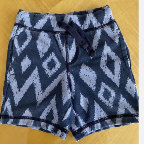 3 pairs of Gymboree And Crazy8 By Gymboree Shorts Toddler Boy 18-24 Month/2T - Picture 6 of 8